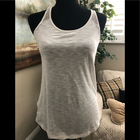 Lucky Lotus Vintage White Top - Picture 1 of 3